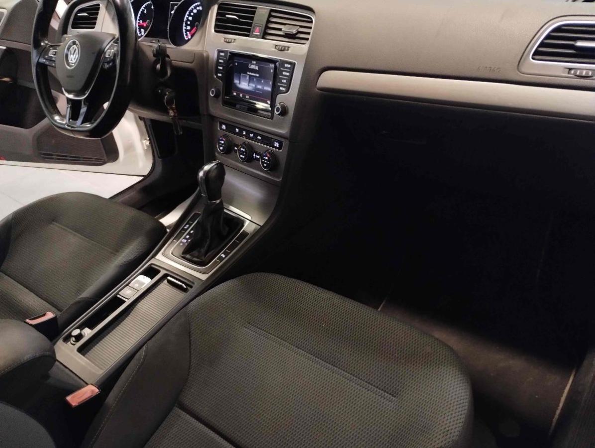 VOLKSWAGEN Golf Variant 1.6 TDI 110 DSG X NEO-PATEN - EURO6/B - RATA DA 119EURO