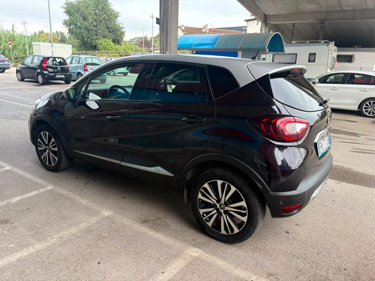 Renault Captur dCi 8V 110 CV Start&Stop Energy Initiale Paris