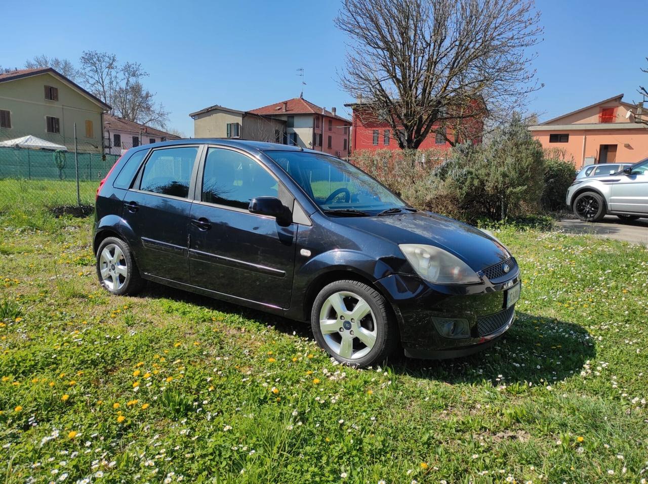 Ford Fiesta 1.2 16V 5p. Ghia GPL