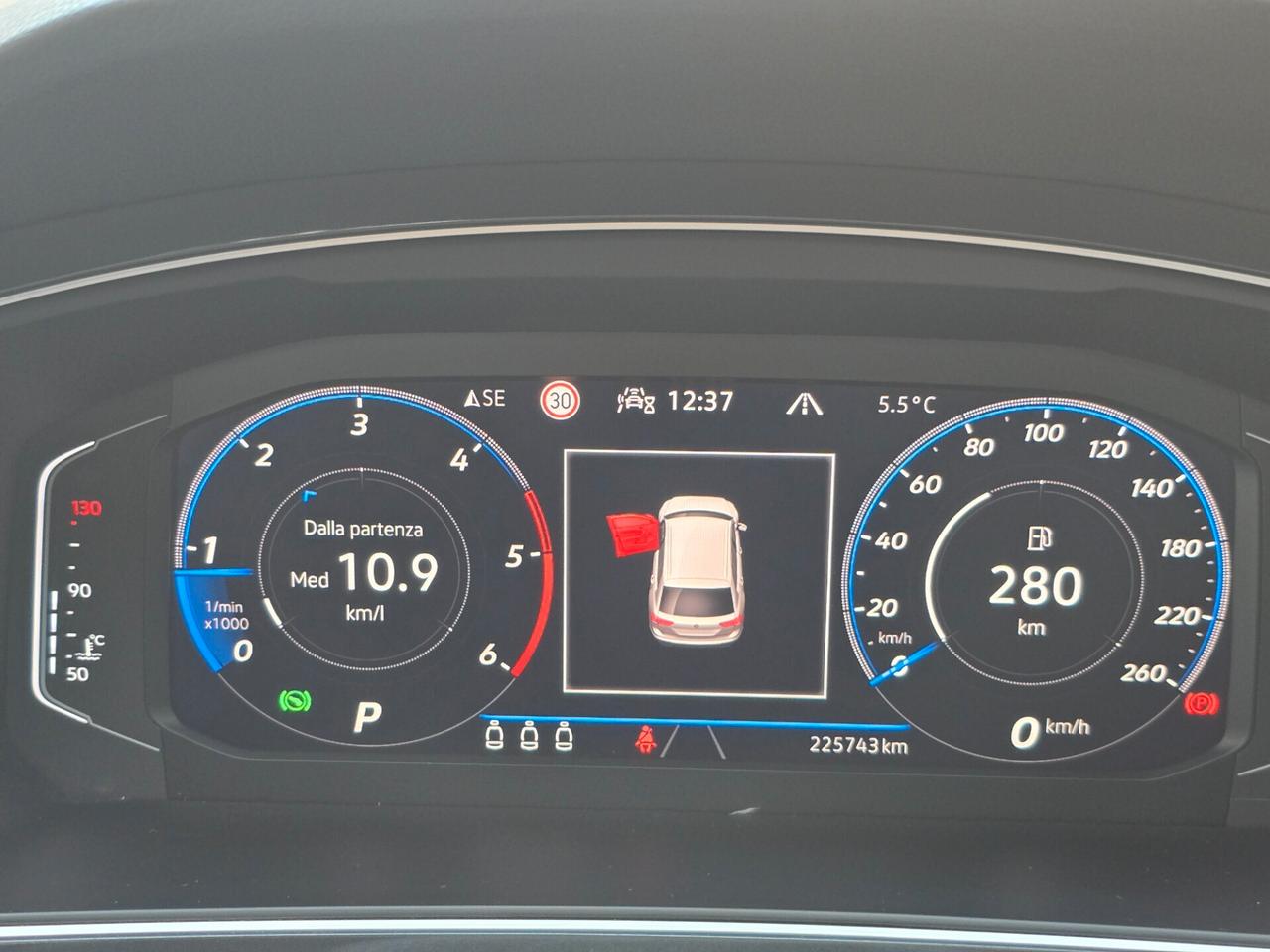 Vw Tiguan 2.0 TDI 200CV 4x4 R.line tetto apribile-2021