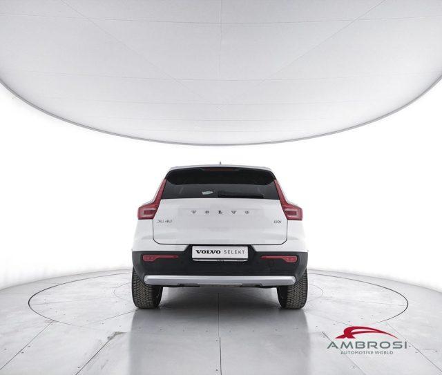 VOLVO XC40 2.0 b3 Core auto