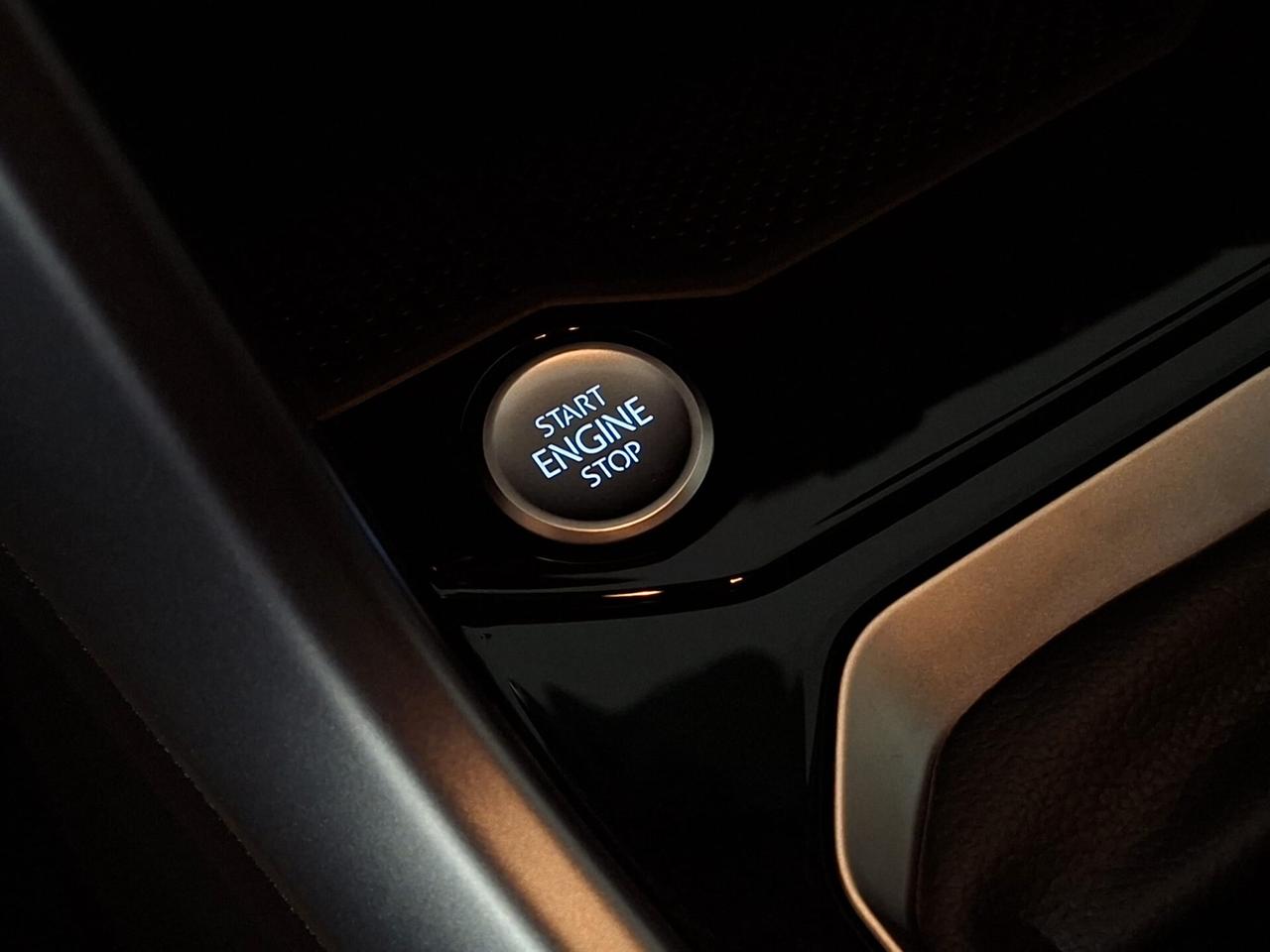 Volkswagen T-Roc 2.0 TDI SCR 116CV Sport Km.0