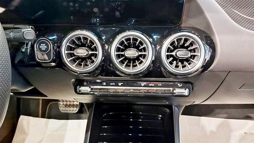 Mercedes-benz GLA 200 d Automatic AMG Line Premium Plus