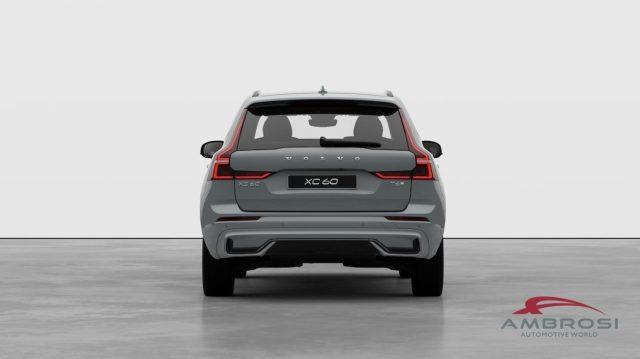 VOLVO XC60 T6 AWD ibrido plug-in Elettrica/Benzina Plus Dark