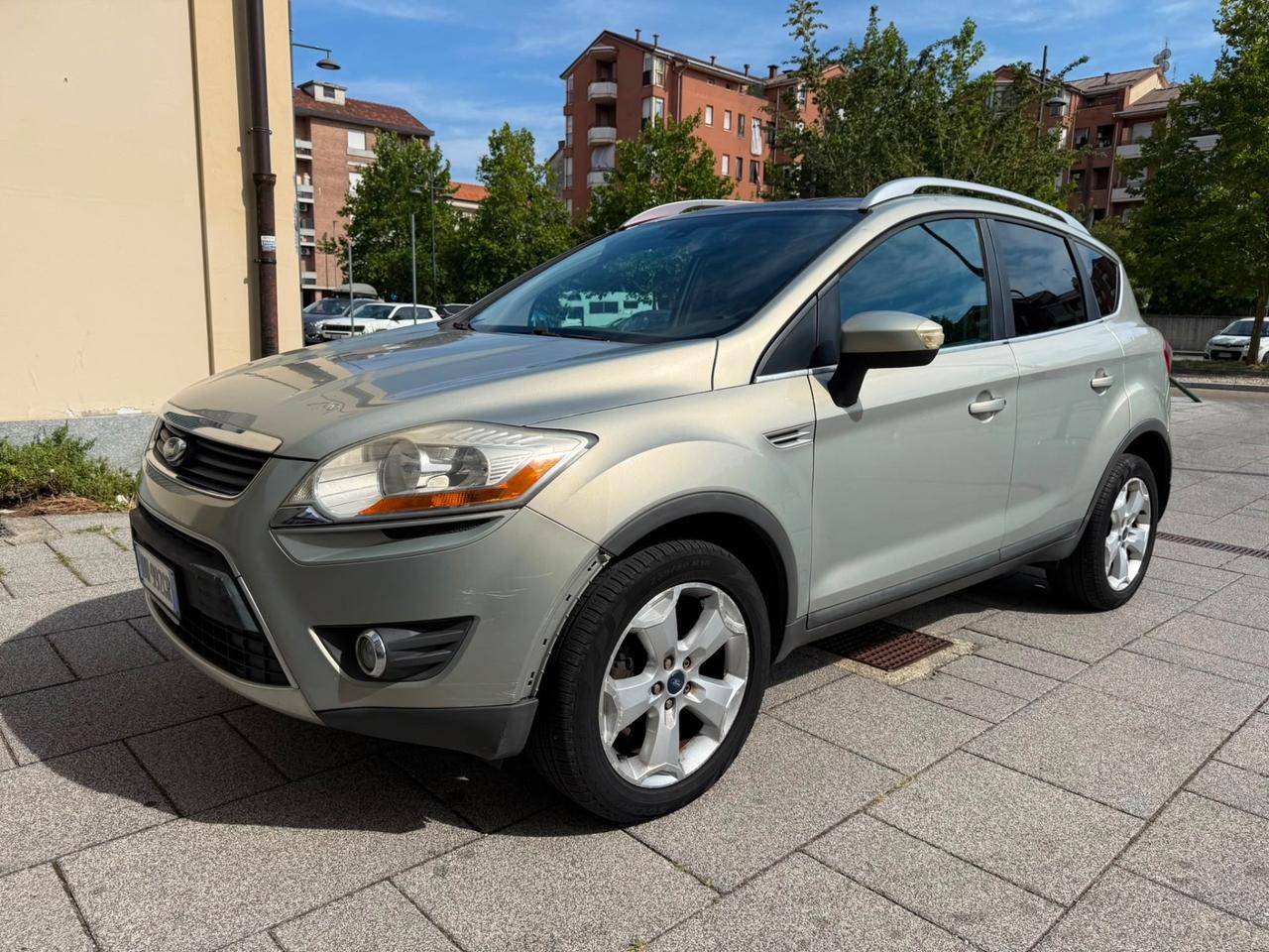 Ford Kuga 2.0 TDCi 136 CV 4WD Titanium DPF
