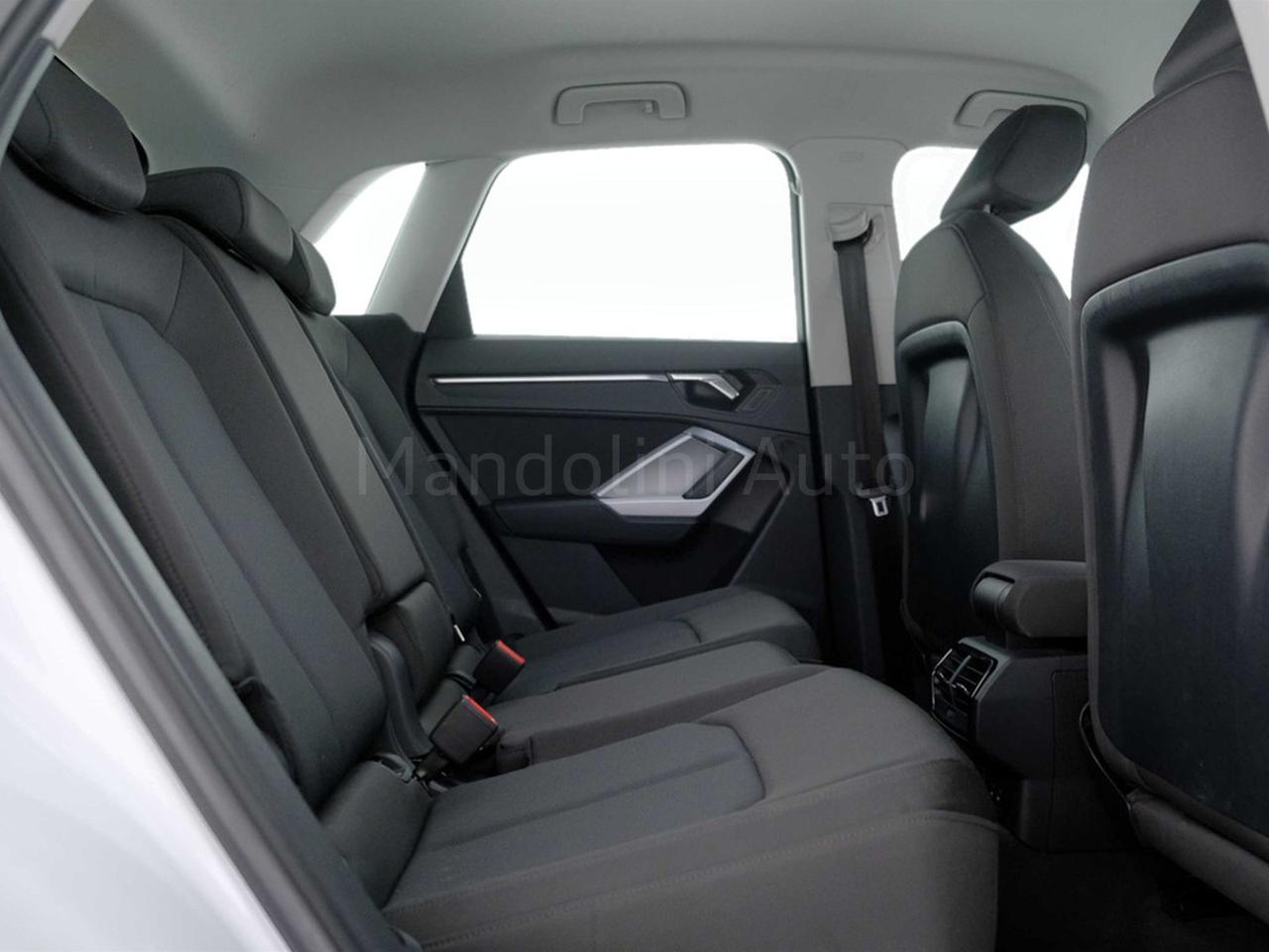 Audi Q3 35 1.5 tfsi business advanced s tronic