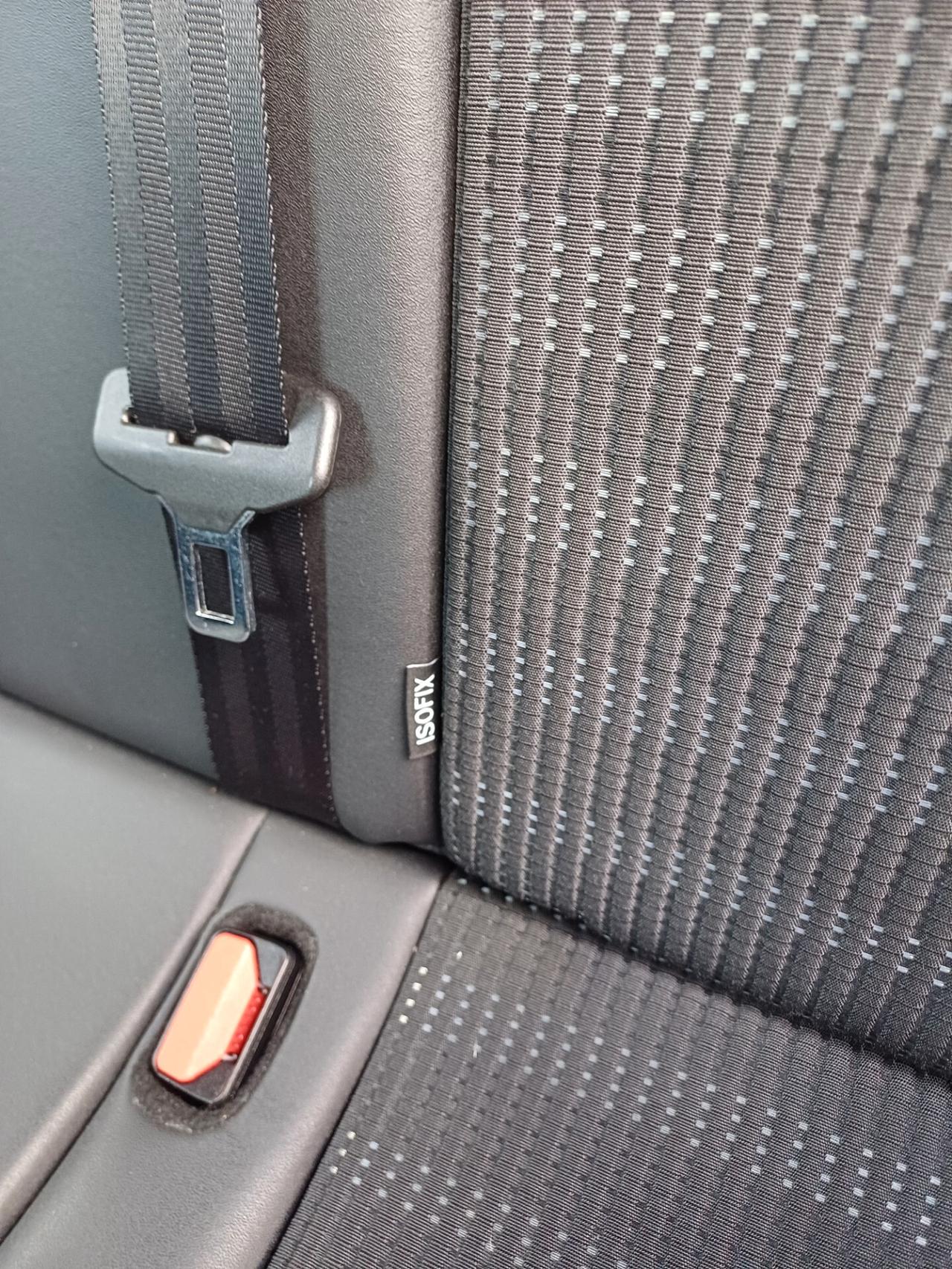 Peugeot 2008 BlueHDi 100 Allure