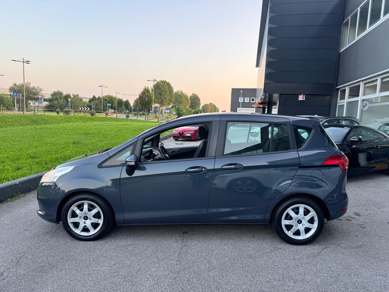 Ford B-Max 1.6 TDCi 95 CV Neopatentati