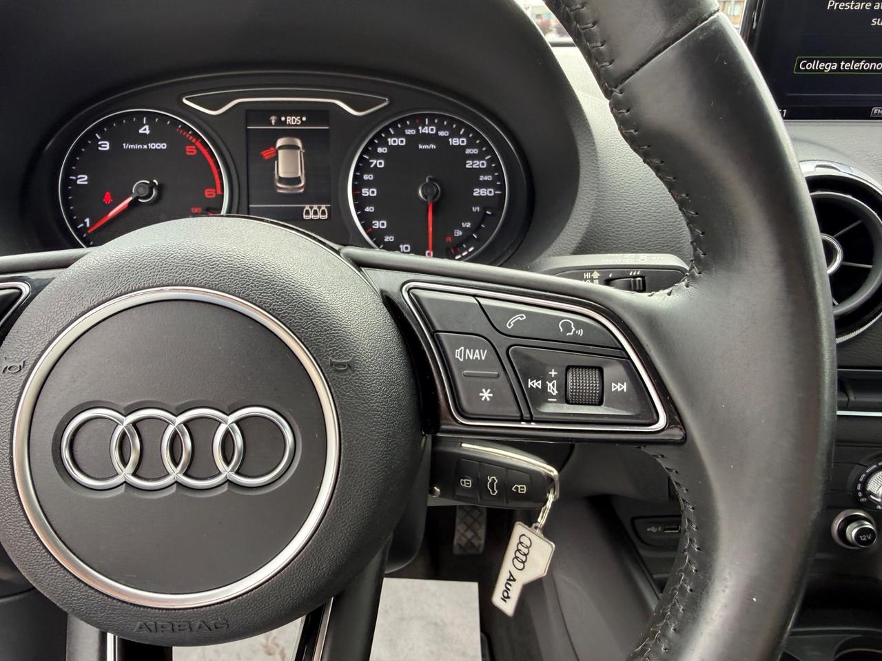 Audi A3 SPB 1.6 TDI S-LINE 5 PORTE NEOPATENTATI