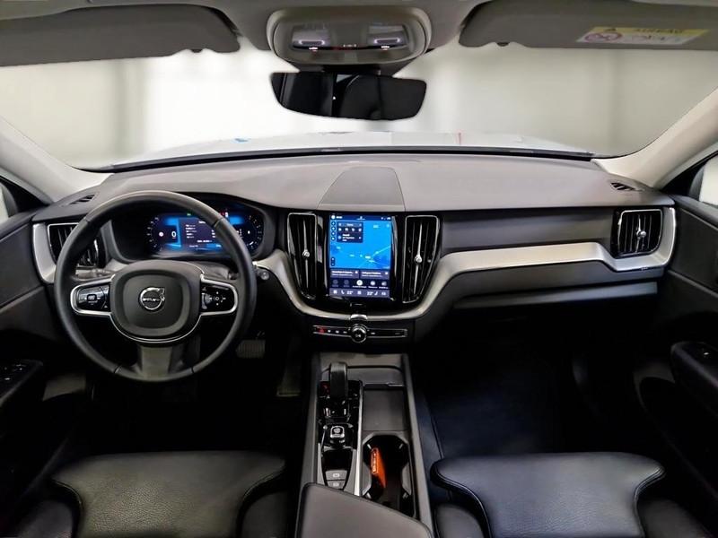 VOLVO XC60 B4 D AUTOMATICO PLUS DARK SUV
