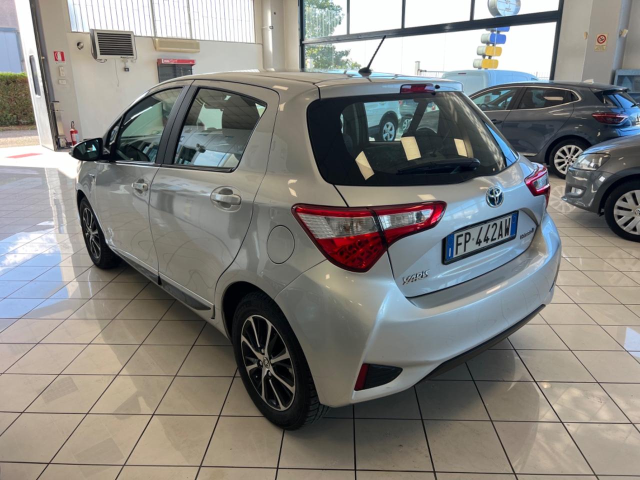 Toyota Yaris 1.5 Hybrid 5 porte Active