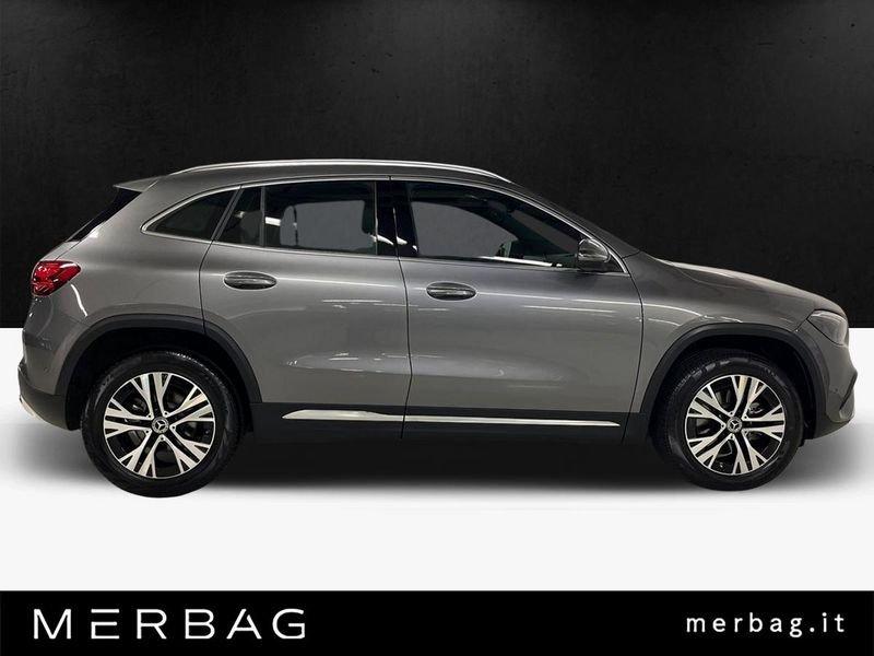 Mercedes-Benz GLA 180 d Automatic Business Extra