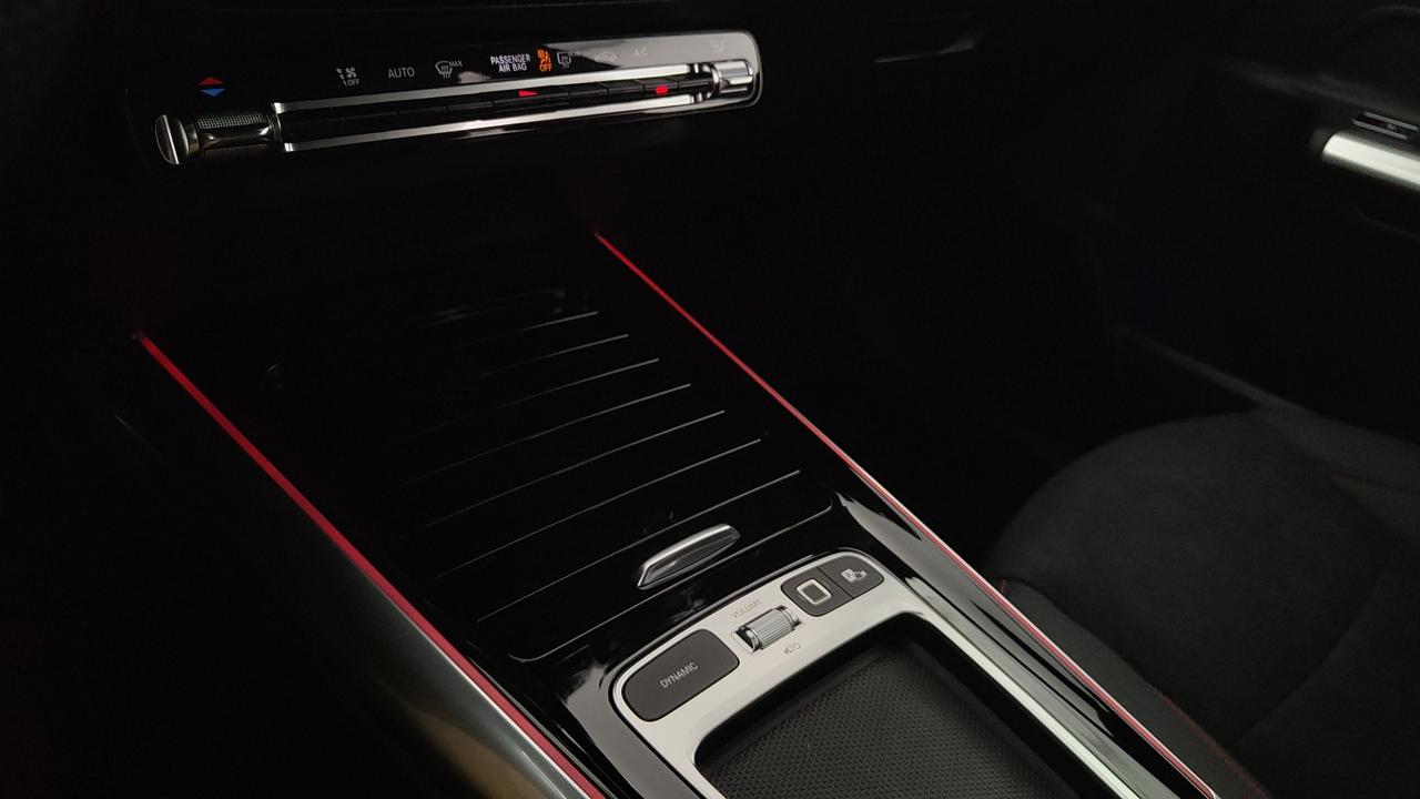 Mercedes-Benz Mercedes-AMG GLA 35 4MATIC
