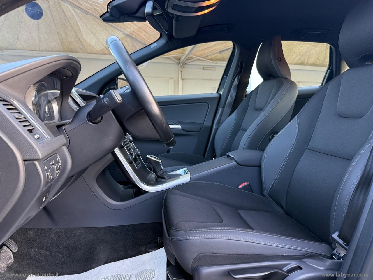 VOLVO XC60 D4 Geartronic Momentum