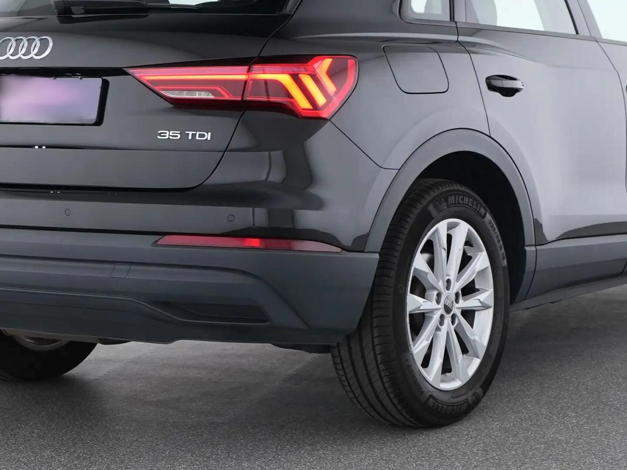 Audi Q3 35 TDI S tronic