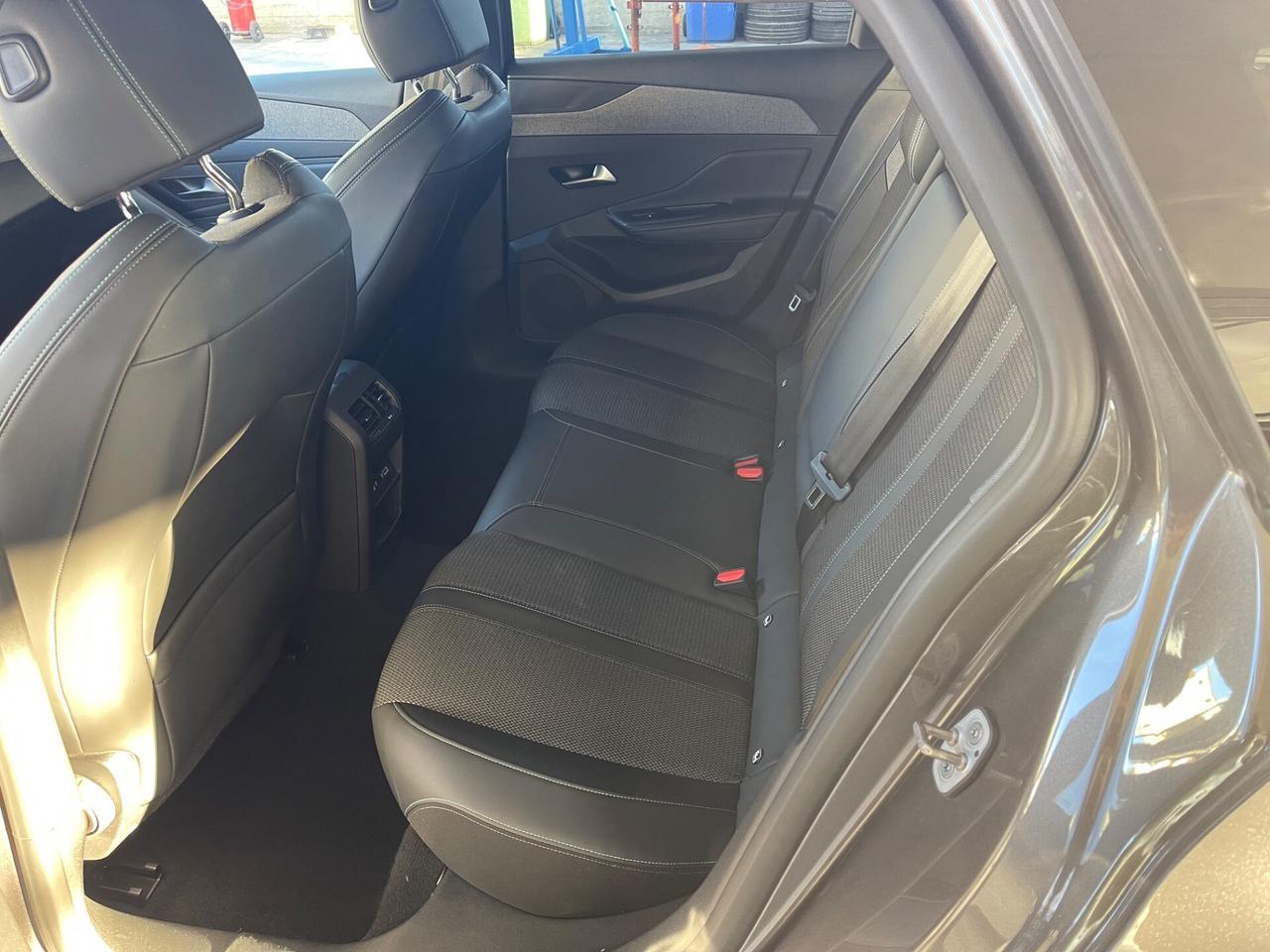 Peugeot 308 BlueHDi 130 S&S EAT8 SW Allure Pack