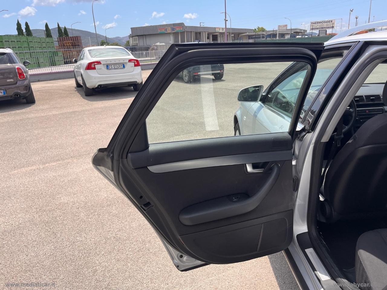 AUDI A4 2.0 16V TDI Avant Sport