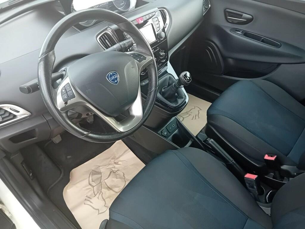 Lancia Ypsilon 5 Porte 1.2 Gold