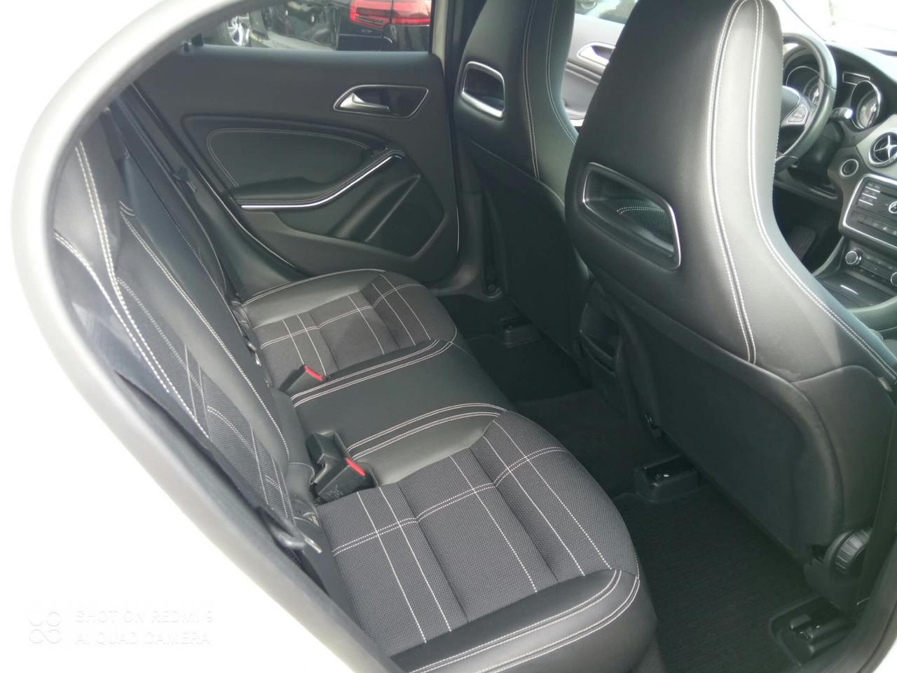 Mercedes-benz GLA 200 d Sport 136CV