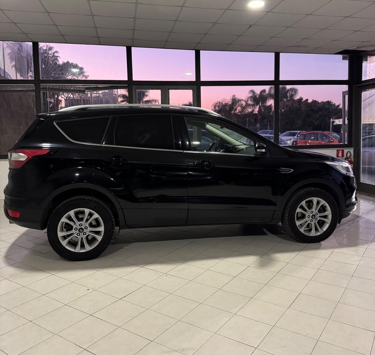 Ford Kuga 1.5 TDCI 120 CV S&S 2WD Titanium