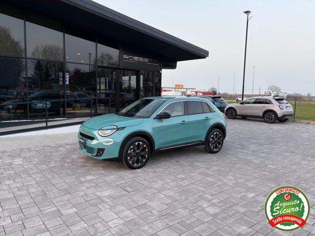 FIAT 600 Hybrid DCT MHEV La Prima ANCHE NEOPATENTATI