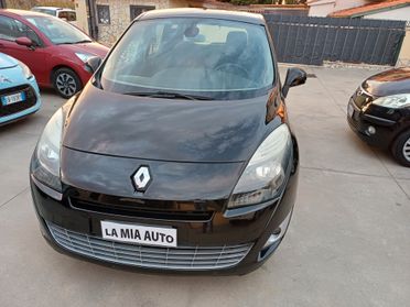Renault Scenic GRAND 1.5 DCI 7 POSTI