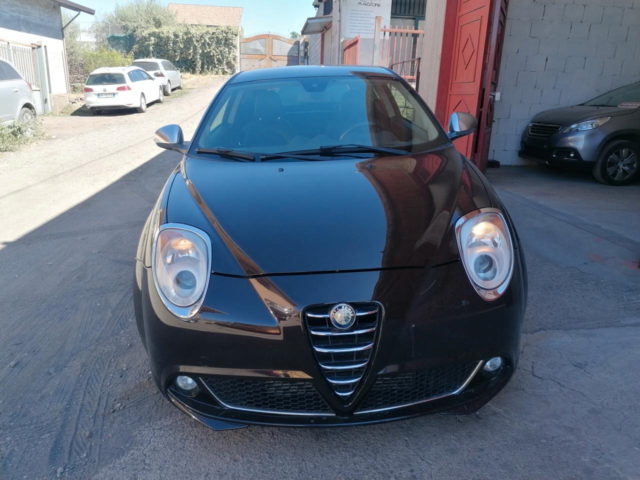 Alfa Romeo MiTo 1.6 JTDm-2 S&S Distinctive Sport Pack