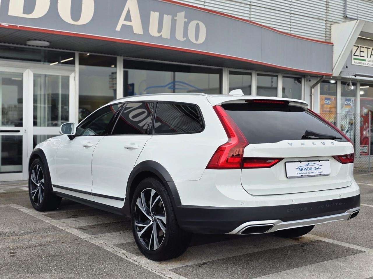 Volvo V90 CC D4 AWD 190cv Geartronic Pro Ocean Race