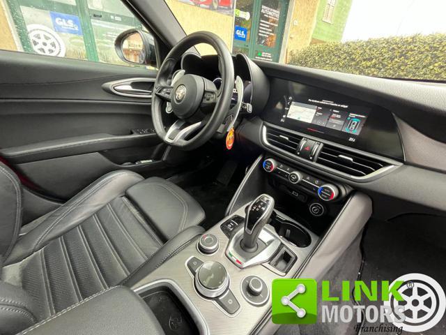 ALFA ROMEO Giulia 2.2 Turbodiesel 210 CV AT8 AWD Q4 Veloce