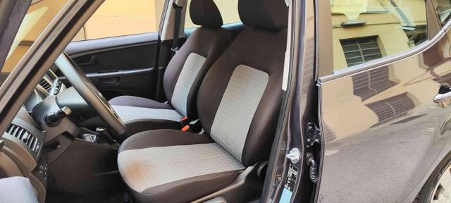 KIA Venga 1.4 EcoGPL Active NAVIGATORE!!!