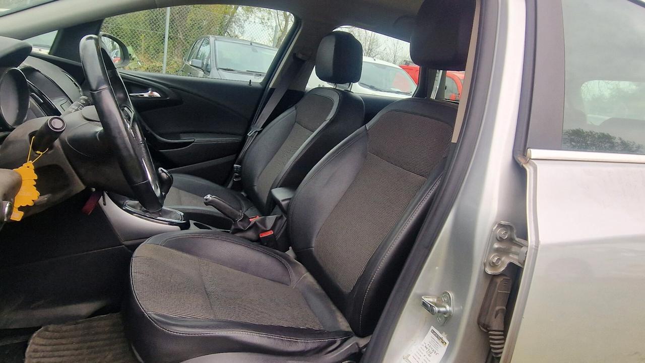 Opel Astra 1.6 CDTI 136CV EcoFLEX S&S 5 porte Cosmo