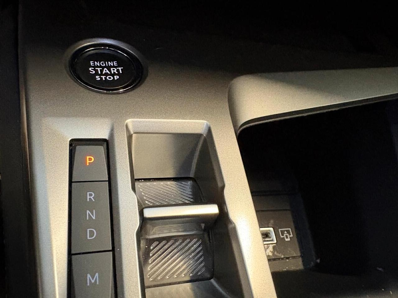 Peugeot 308 GT Hybrid 145 e-DCS6 SPOTICAR