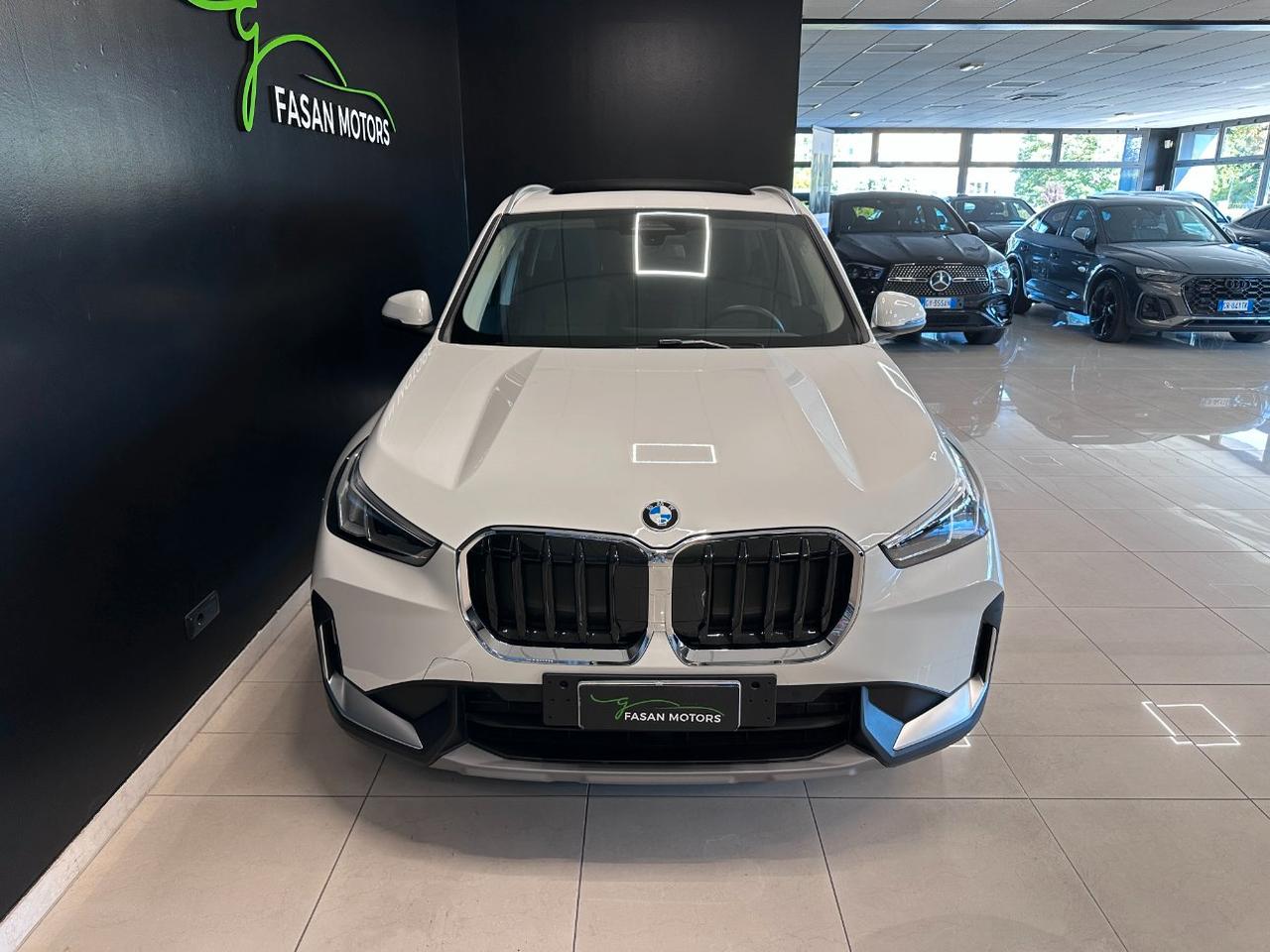 BMW X1 sdrive18i X-Line auto BOLLO PAGATO FINO A GENNAIO 2027