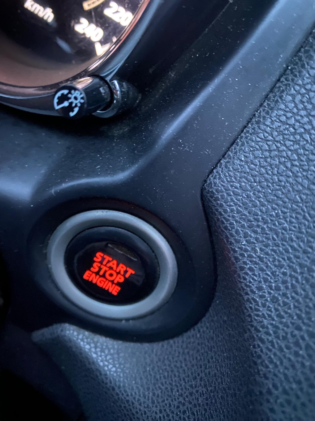 Mitsubishi ASX 1.6 2WD GPL Bi-Fuel Instyle Panoramic