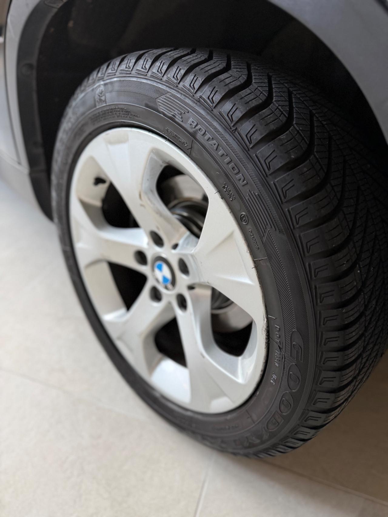 Bmw X1 xDRIVE18d ATTIVA KMCERT UNICOPR