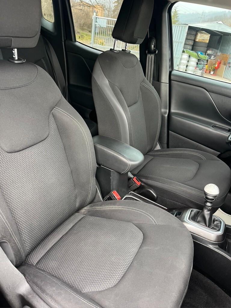 Jeep Renegade 1.6 Mjt 120 CV Night Eagle