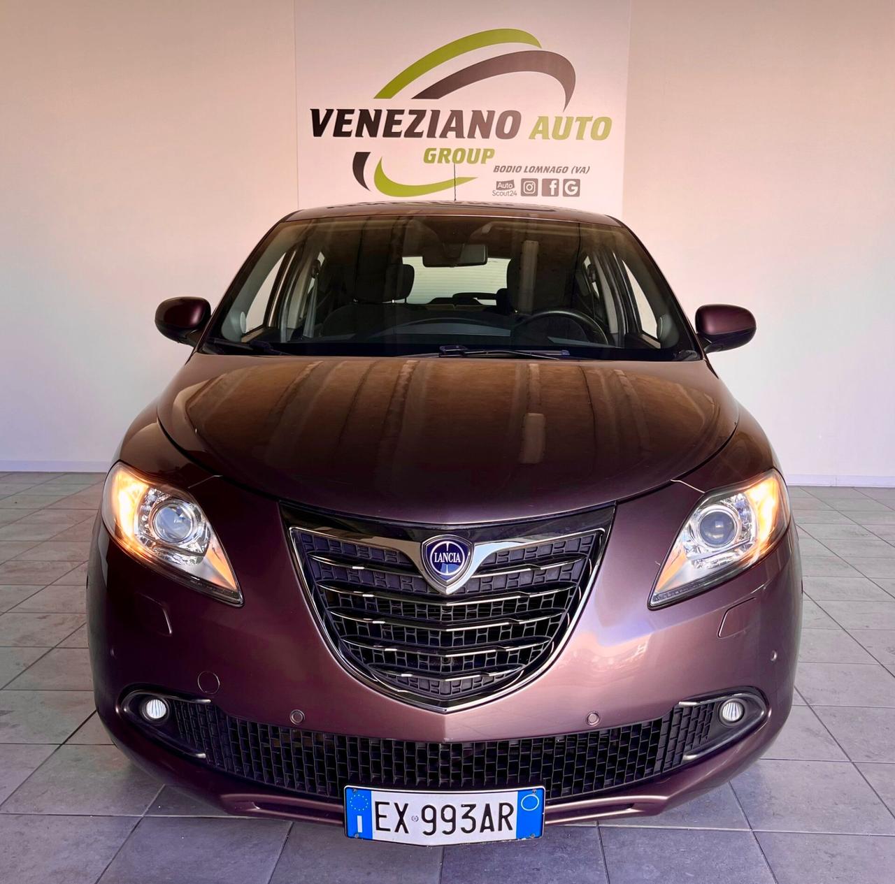Lancia Ypsilon 1.2 69 CV 5 porte S&S S Momodesign
