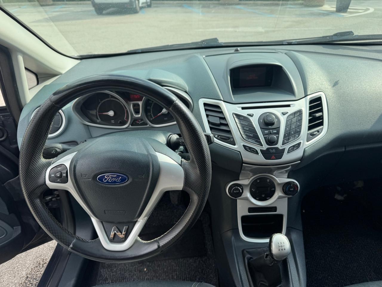 Ford Fiesta 1.6 TDCi 90CV 5 porte DPF Titanium