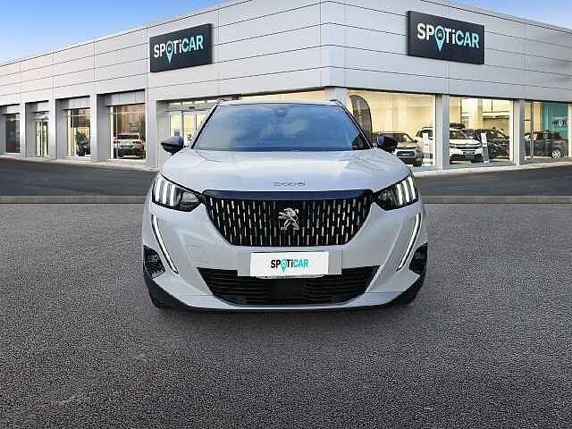 Peugeot 2008 PureTech 130 S&S EAT8 GT