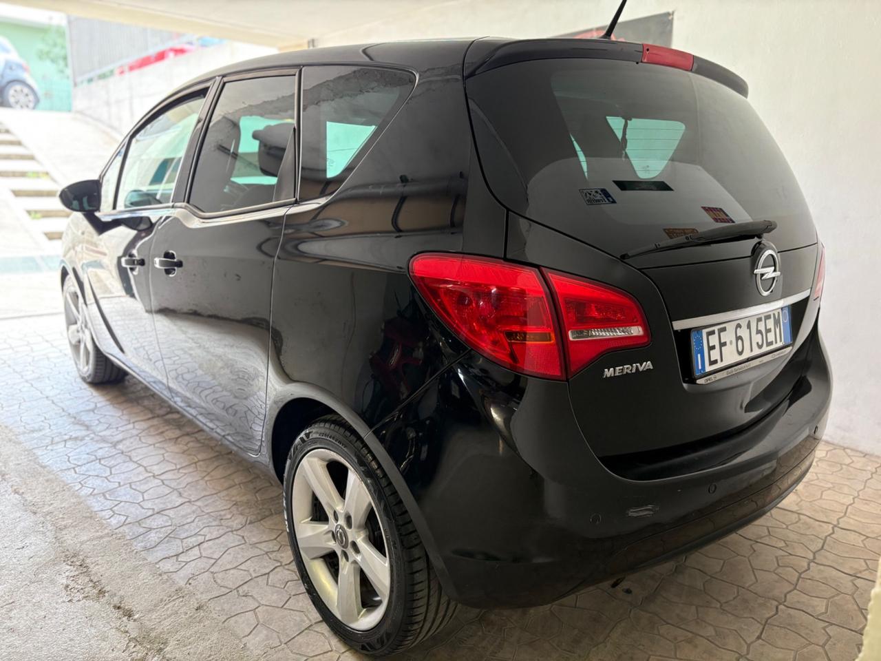 Opel Meriva 1.4 16V GPL-TECH Club