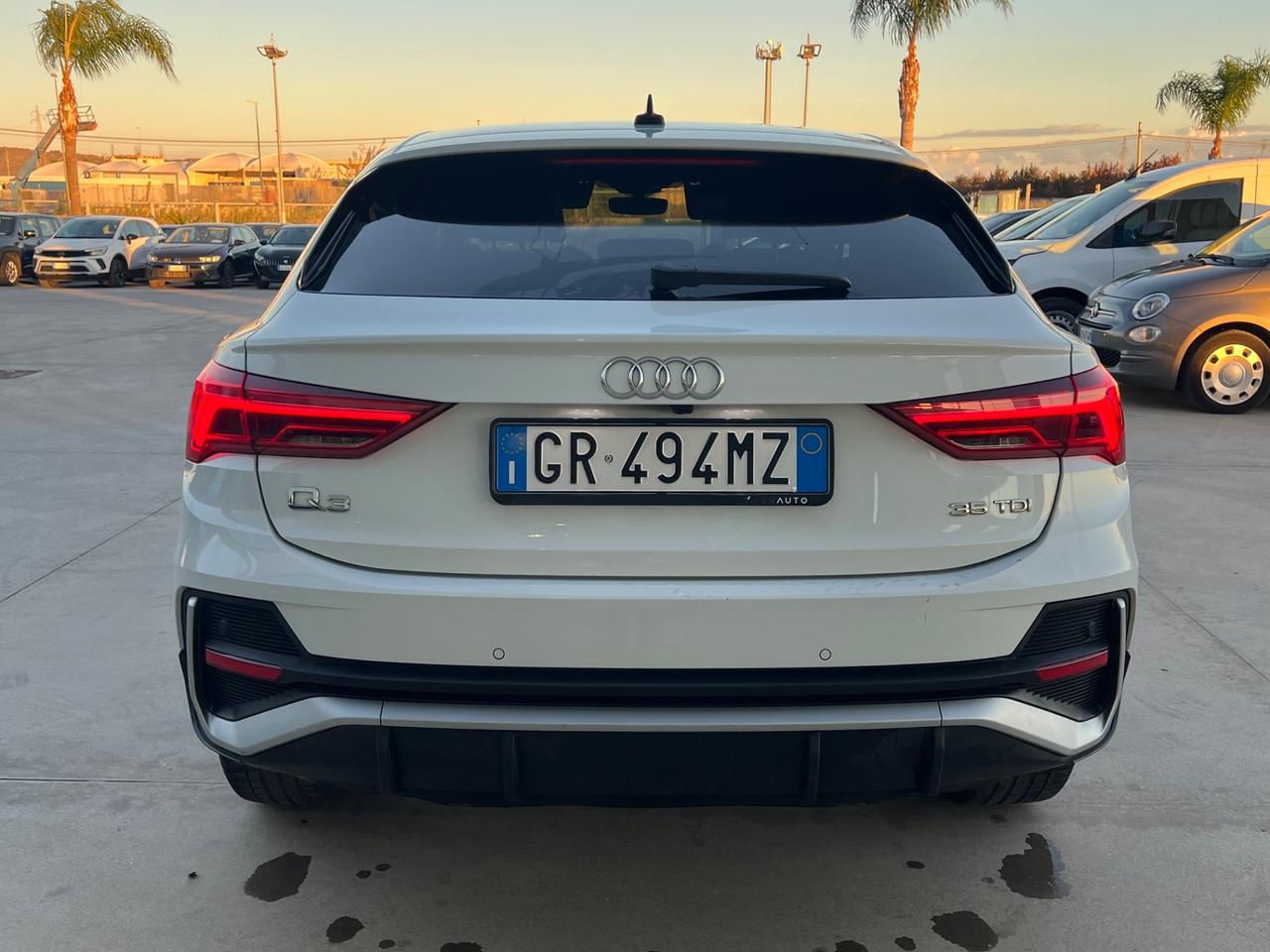 Audi Q3 SPB 35 2.0 TDI S line s-tronic - ANTICIPO €6.900 NOLEGGIO NO SCORING