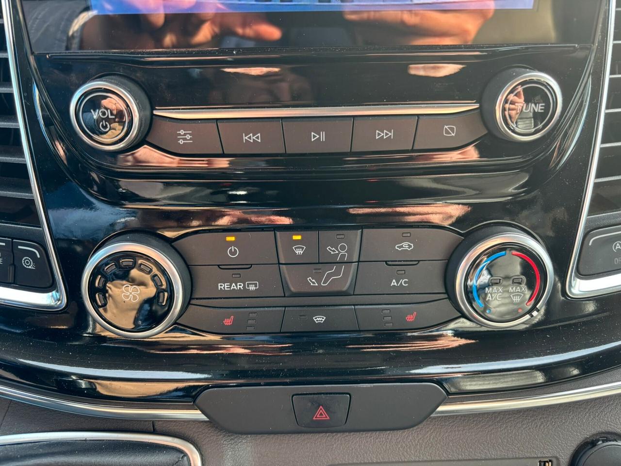 FORD TOURNEO CUSTOM 2.0d 185CV TITANIUM X