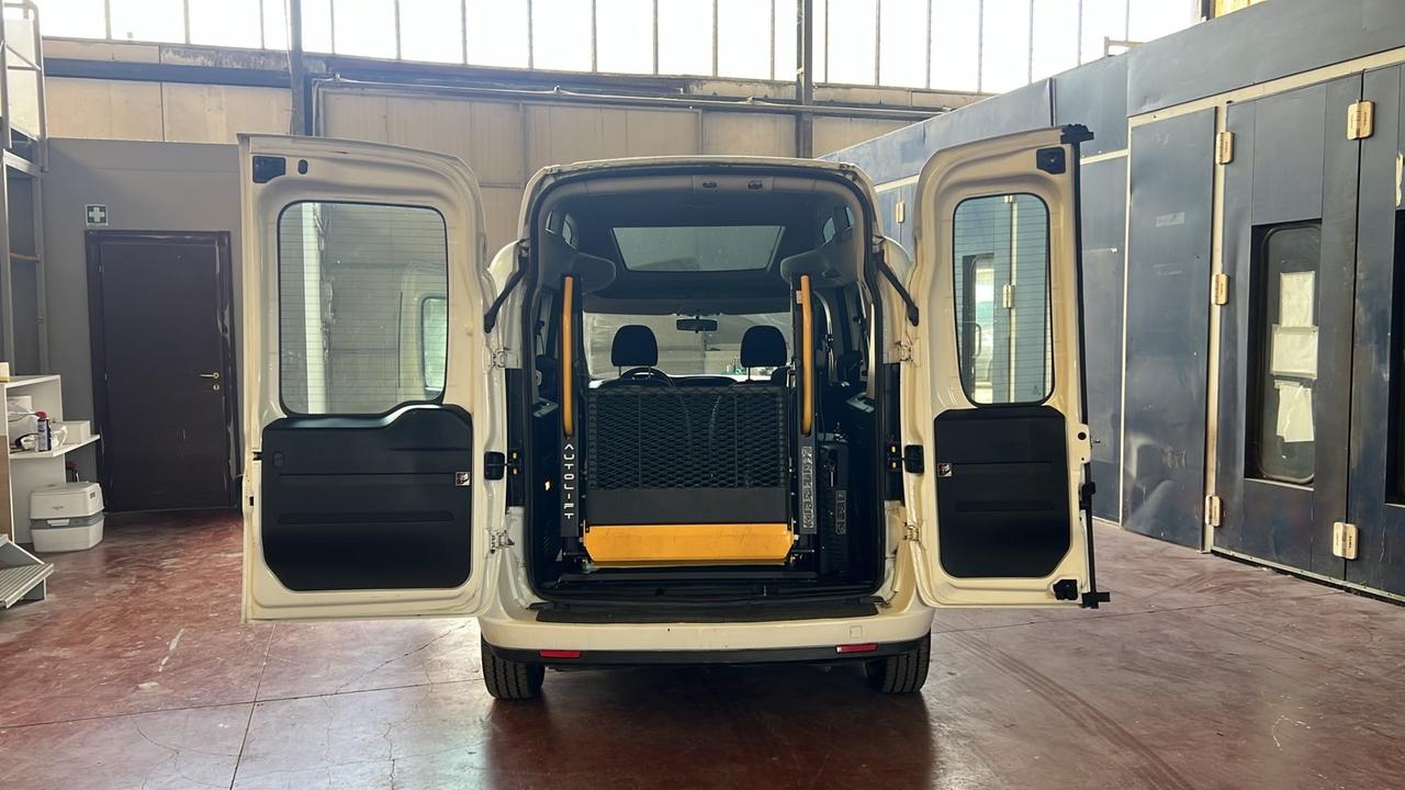 Fiat Doblo Tetto Alto auto per disabili