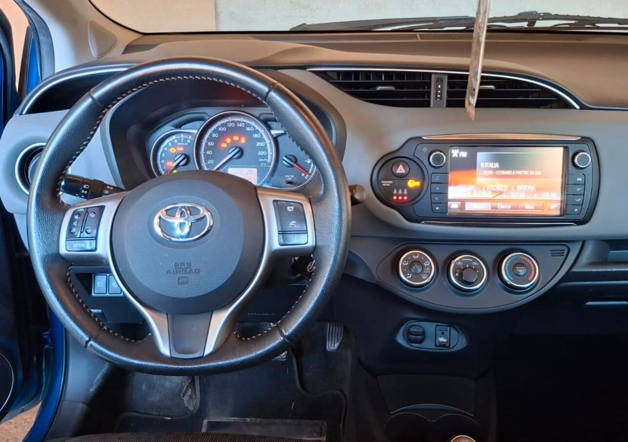 Toyota Yaris 1.0 5 porte Lounge