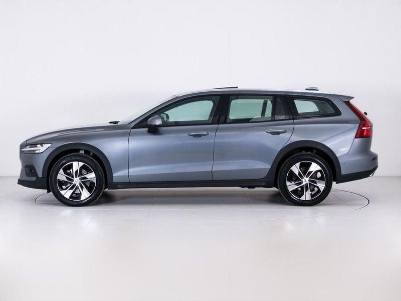 Volvo V60 Cross Country CROSS COUNTRY B4 (d) 197CV AWD AUT BUSINESS PRO