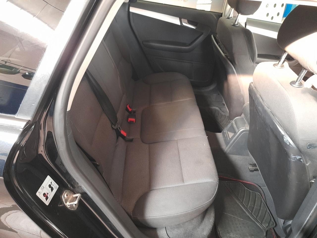 Audi A3 1.6 TDI 105 CV CR Ambition