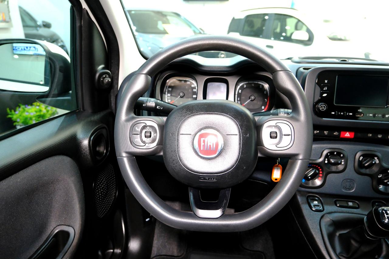 Fiat Panda Cross 1000 HYBRID 70cv CARPLAY