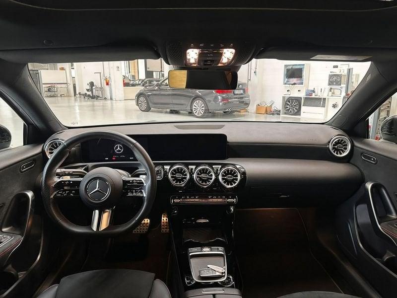 Mercedes-Benz Classe A A 180 AMG Line Premium auto