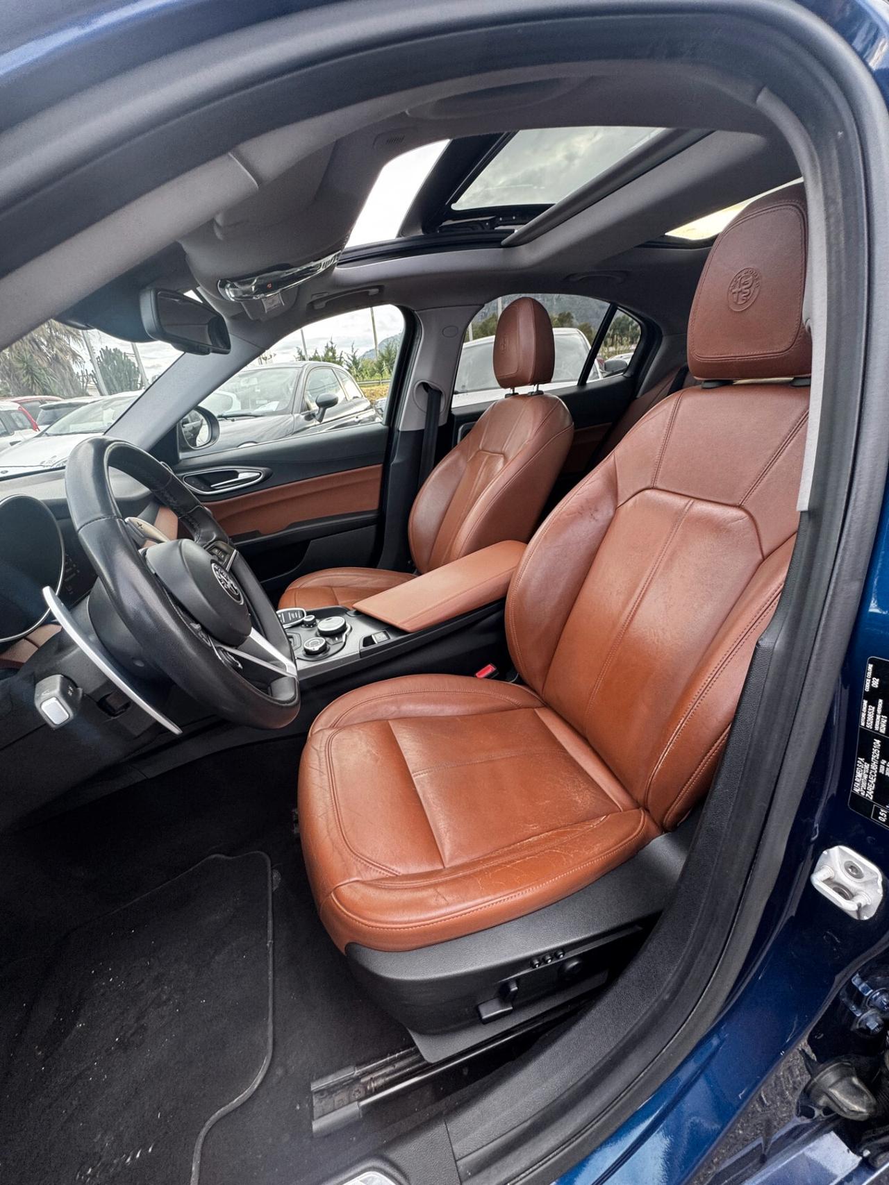 Alfa Romeo Giulia 2.2 Turbodiesel 210 CV AT8 AWD Q4 Veloce