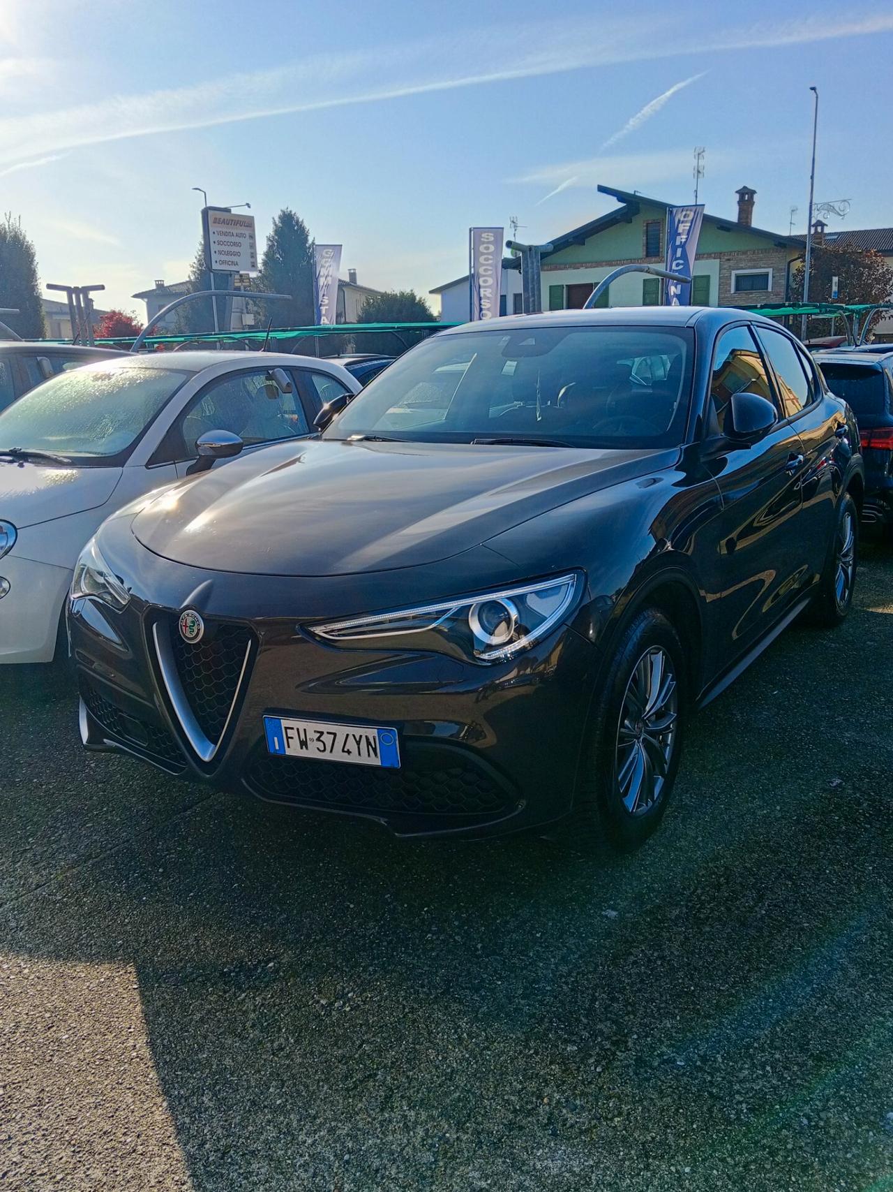 Alfa Romeo Stelvio 2.2 Turbodiesel 160 CV AT8 RWD Business